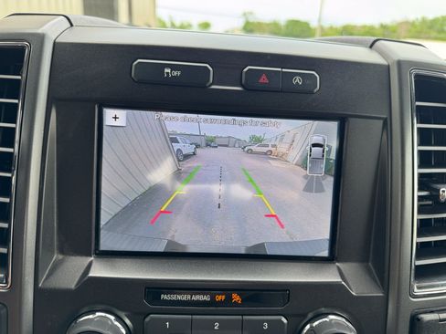 Used 2018 Ford F150 XLT w/ Equipment Group 302A Luxury AWD/4WD image 15