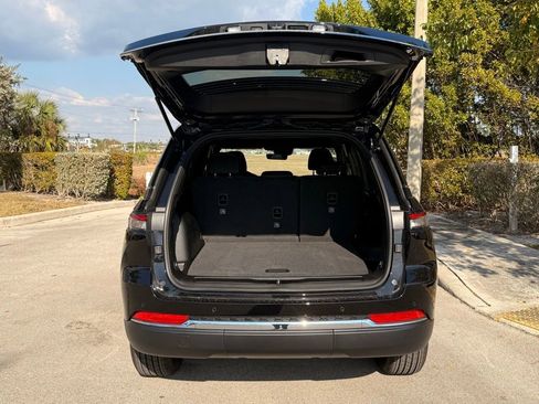 New 2026 Jeep Grand Cherokee Laredo RWD image 34