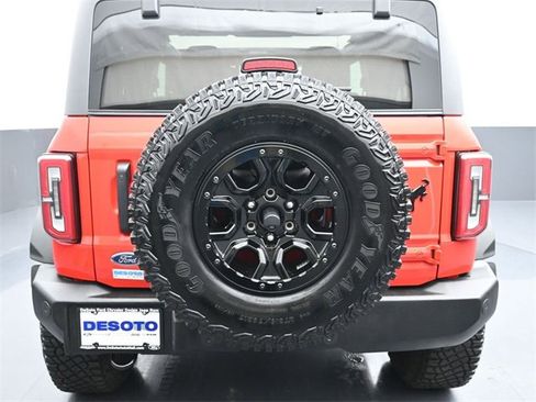 Used 2022 Ford Bronco Wildtrak image 21