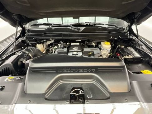 Used 2024 RAM 2500 Big Horn AWD/4WD image 29