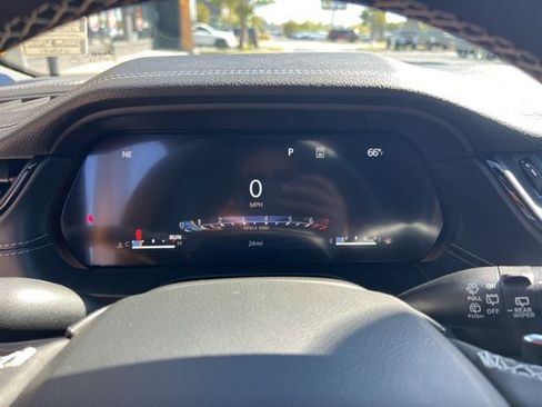 New 2026 Jeep Grand Cherokee Limited RWD image 9