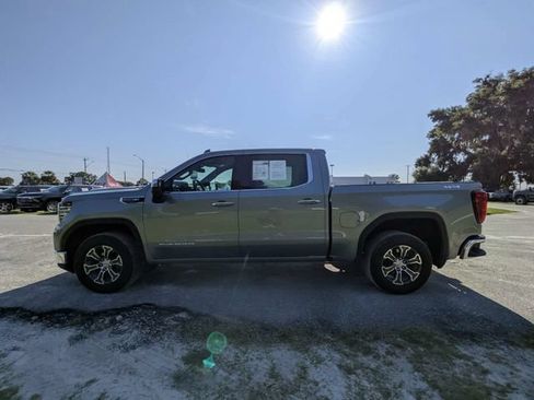 Used 2025 GMC Sierra 1500 SLT AWD/4WD image 6