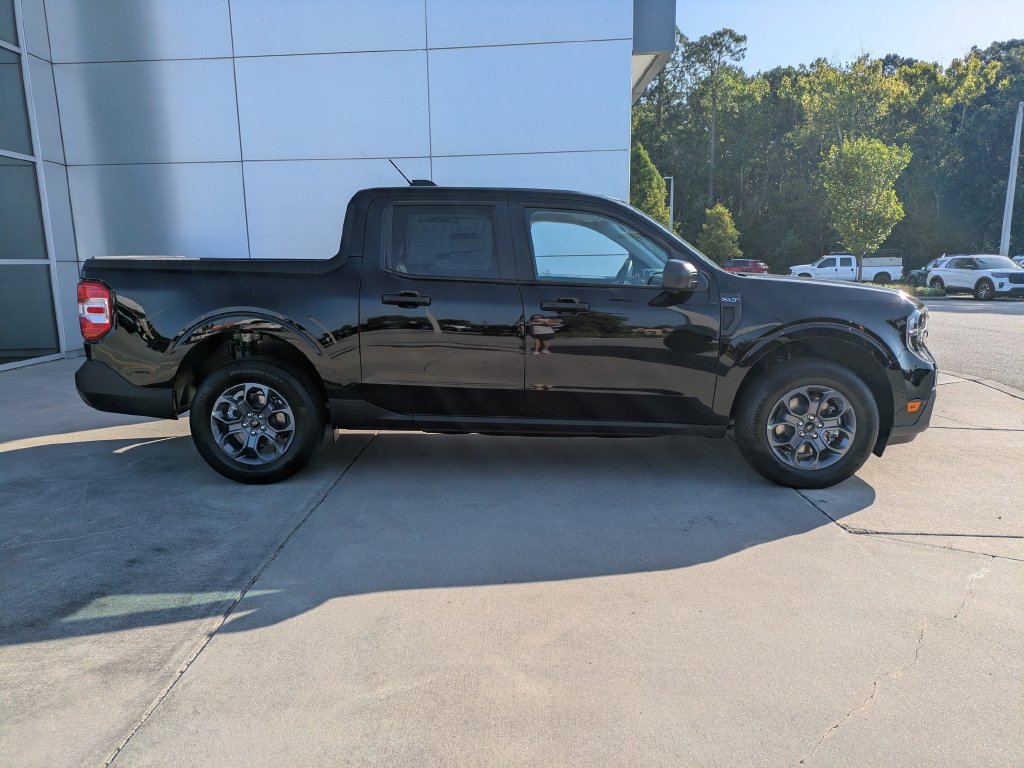 New 2026 Ford Maverick XLT FWD image 3