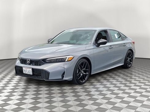 Certified 2025 Honda Civic Sport image 3
