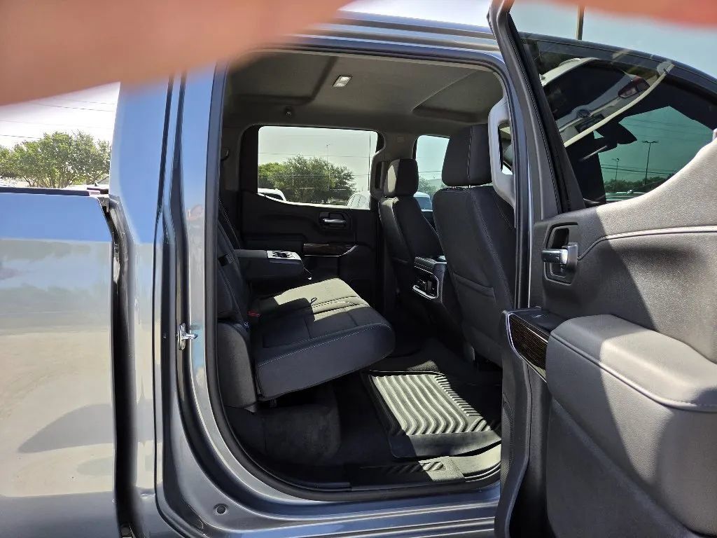 Used 2020 GMC Sierra 1500 Elevation w/ Elevation Value Package RWD image 19