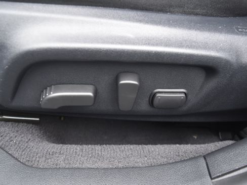 Used 2017 Subaru Legacy 2.5i Premium image 12