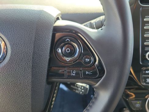 Used 2022 Toyota Prius Prime LE FWD image 23