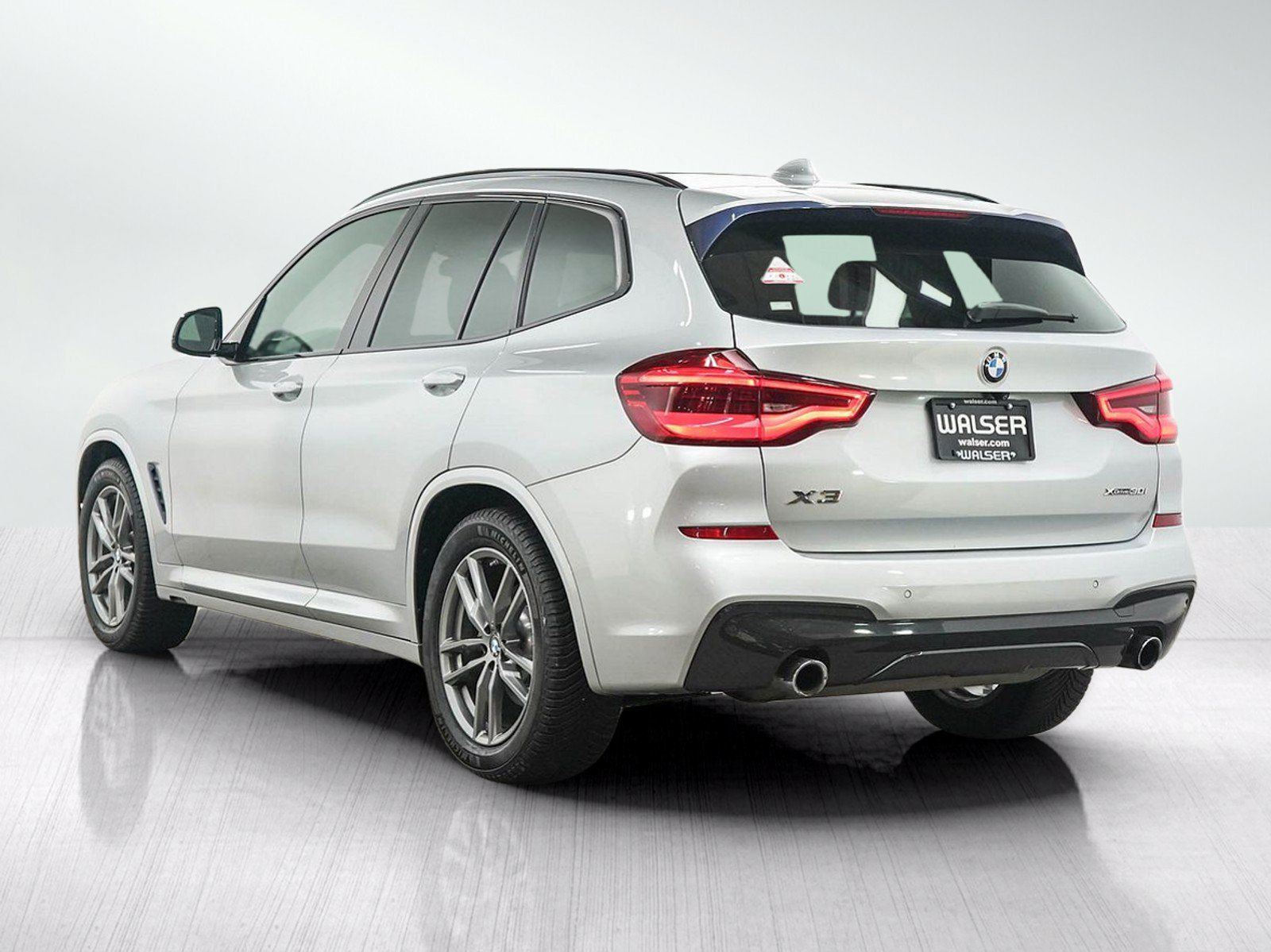 Used 2019 BMW X3 xDrive30i w/ M Sport Package 2 AWD/4WD image 3