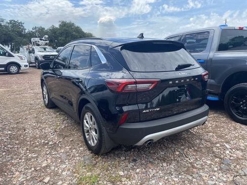 Used 2023 Ford Escape Active w/ Tech Pack #2 FWD image 5