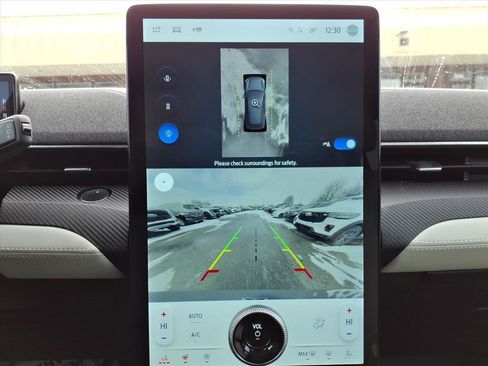 Used 2023 Ford Mustang Mach-E Premium image 15