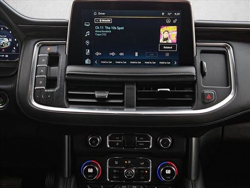 Used 2022 Chevrolet Tahoe Z71 w/ Luxury Package image 15