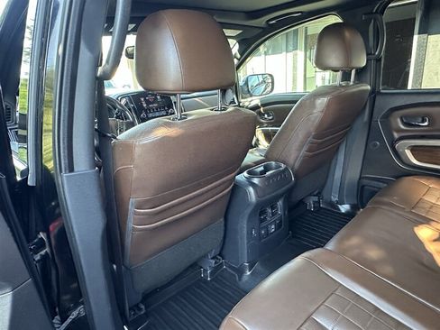 Used 2021 Nissan Titan Platinum Reserve w/ Moonroof Package AWD/4WD image 39