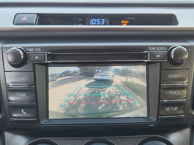 Used 2015 Toyota RAV4 LE FWD image 17