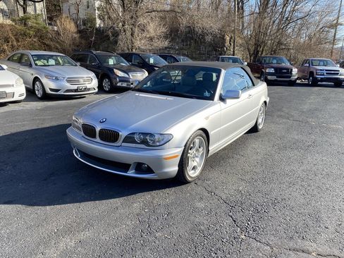 Used 2005 BMW 330Ci Convertible image 1