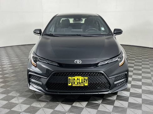 Used 2022 Toyota Corolla SE image 2