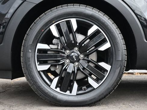 Used 2023 Kia Telluride SX AWD/4WD image 7