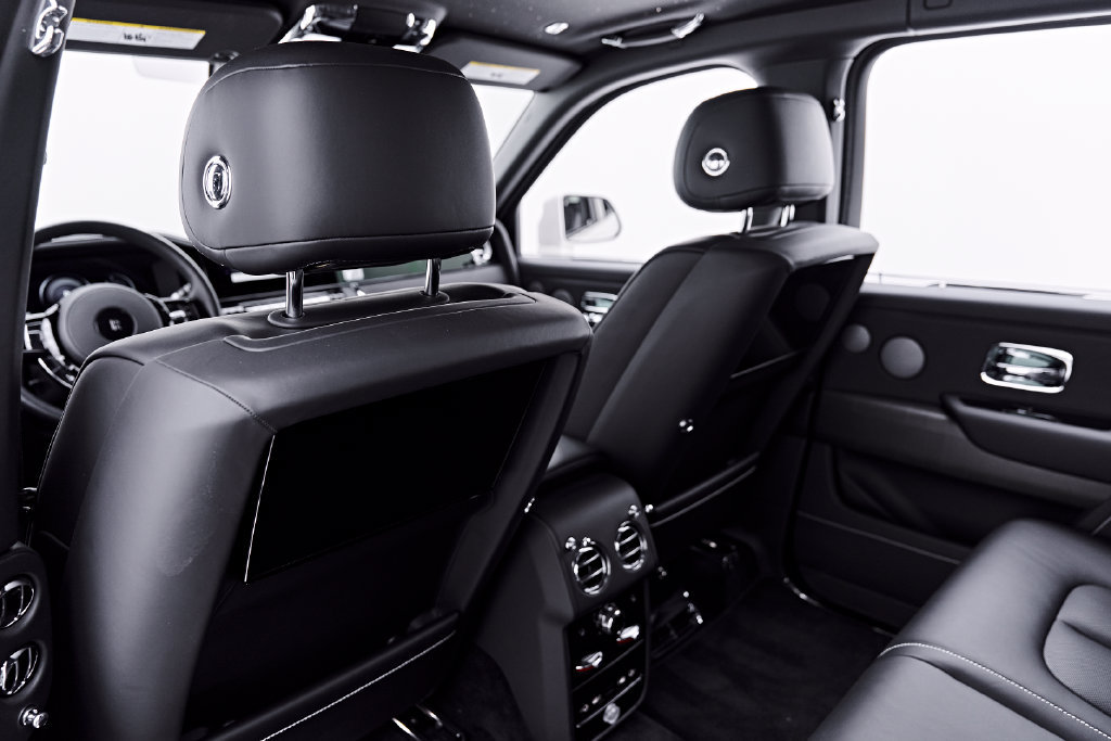 Used 2025 Rolls-Royce Cullinan AWD/4WD image 52