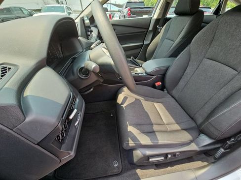Used 2023 Honda Accord EX image 12
