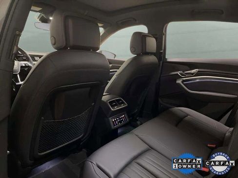 Used 2024 Audi Q8 e-tron Premium Plus image 72