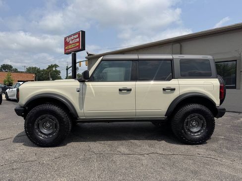 Used 2025 Ford Bronco Big Bend w/ Black Diamond Package AWD/4WD image 5