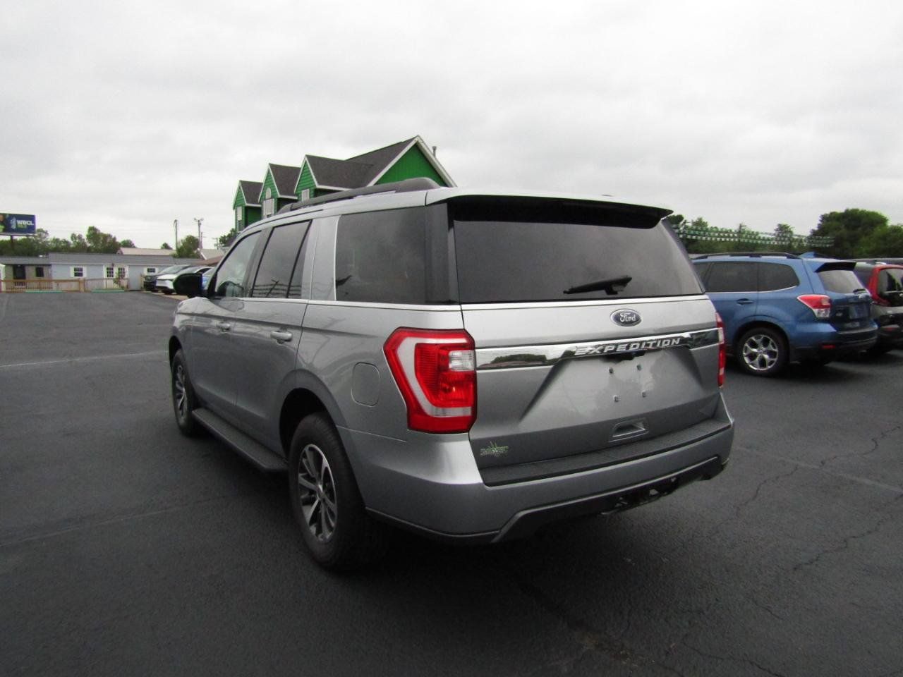 Used 2021 Ford Expedition XL RWD image 5