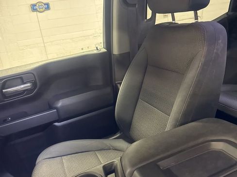 Used 2019 Chevrolet Silverado 1500 Custom Trail Boss w/ Custom Convenience Package image 8