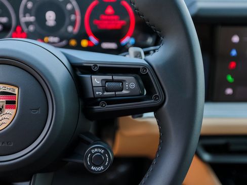 Certified 2026 Porsche Cayenne Coupe AWD/4WD image 16