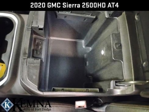 Used 2020 GMC Sierra 2500 AT4 w/ AT4 Preferred Package image 29