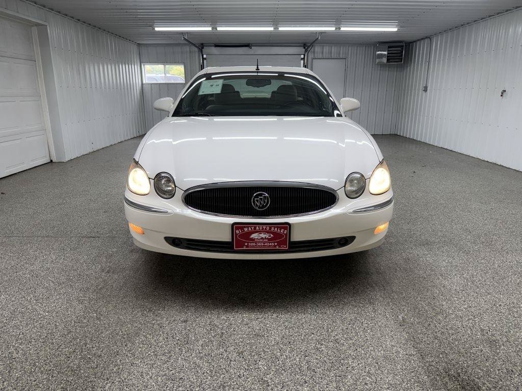 Used 2005 Buick LaCrosse CXS w/ Gold Convenience Package FWD image 2