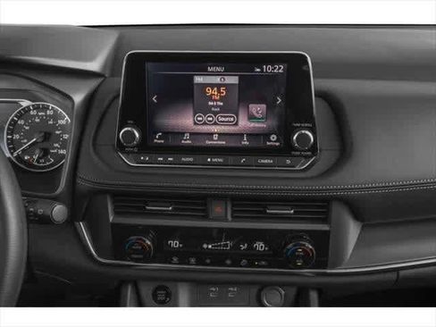 Used 2025 Nissan Rogue SV FWD image 7