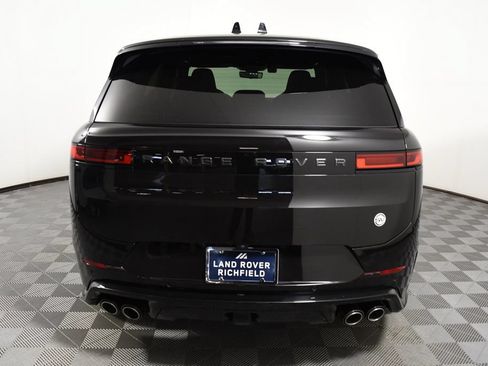 Used 2024 Land Rover Range Rover Sport AWD/4WD image 5