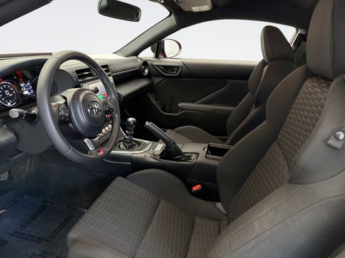 Used 2023 Toyota GR86 image 10