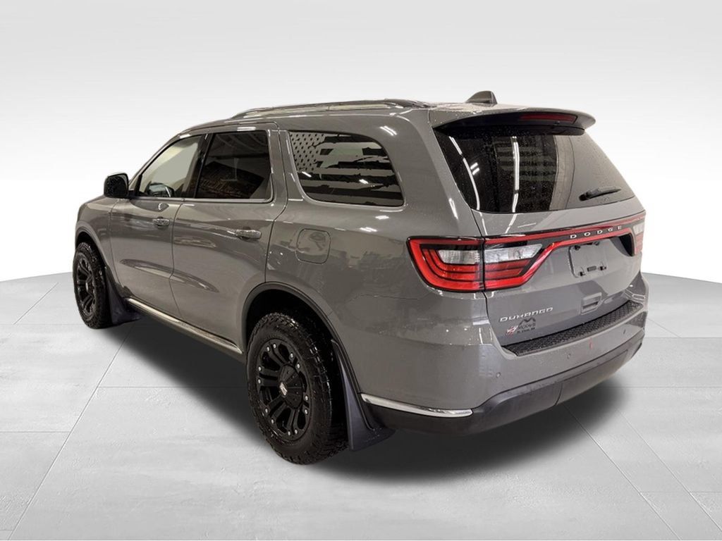 Used 2021 Dodge Durango SXT AWD/4WD image 3