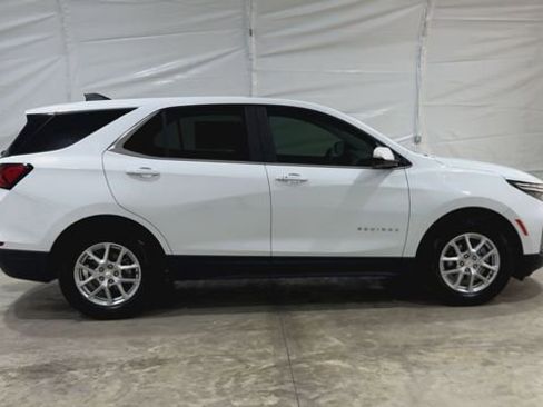 Certified 2024 Chevrolet Equinox LT image 9