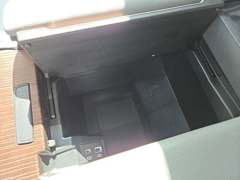 Used 2024 Toyota Sienna XLE image 22