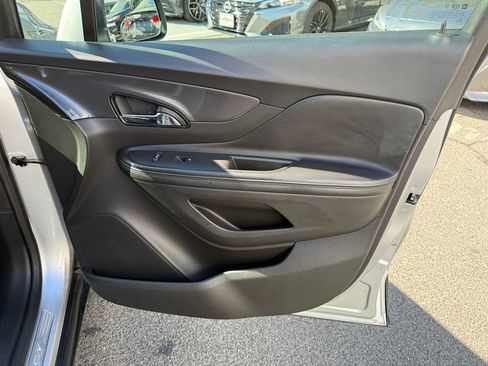 Used 2019 Buick Encore Sport Touring AWD/4WD image 27