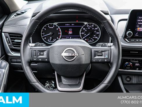 Used 2025 Nissan Rogue SV image 24