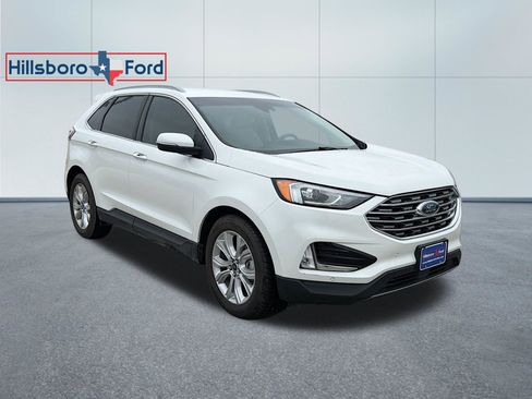 Used 2020 Ford Edge Titanium FWD image 4