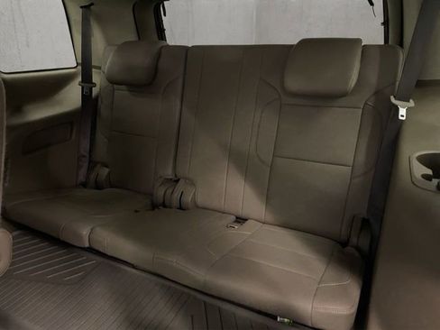 Used 2020 Chevrolet Tahoe Premier w/ Premier 6.2L Value Package image 26