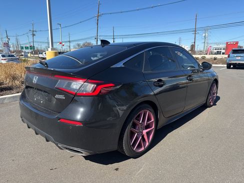 Used 2023 Honda Civic Sport Touring image 4