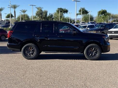 New 2025 Ford Expedition Tremor image 38