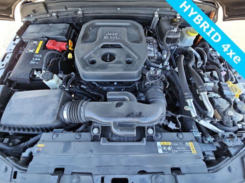 Used 2022 Jeep Wrangler Unlimited Rubicon 4xe image 14