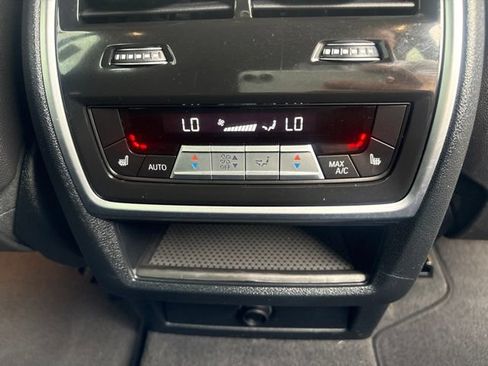 Used 2023 BMW X5 xDrive40i w/ Premium Package AWD/4WD image 11