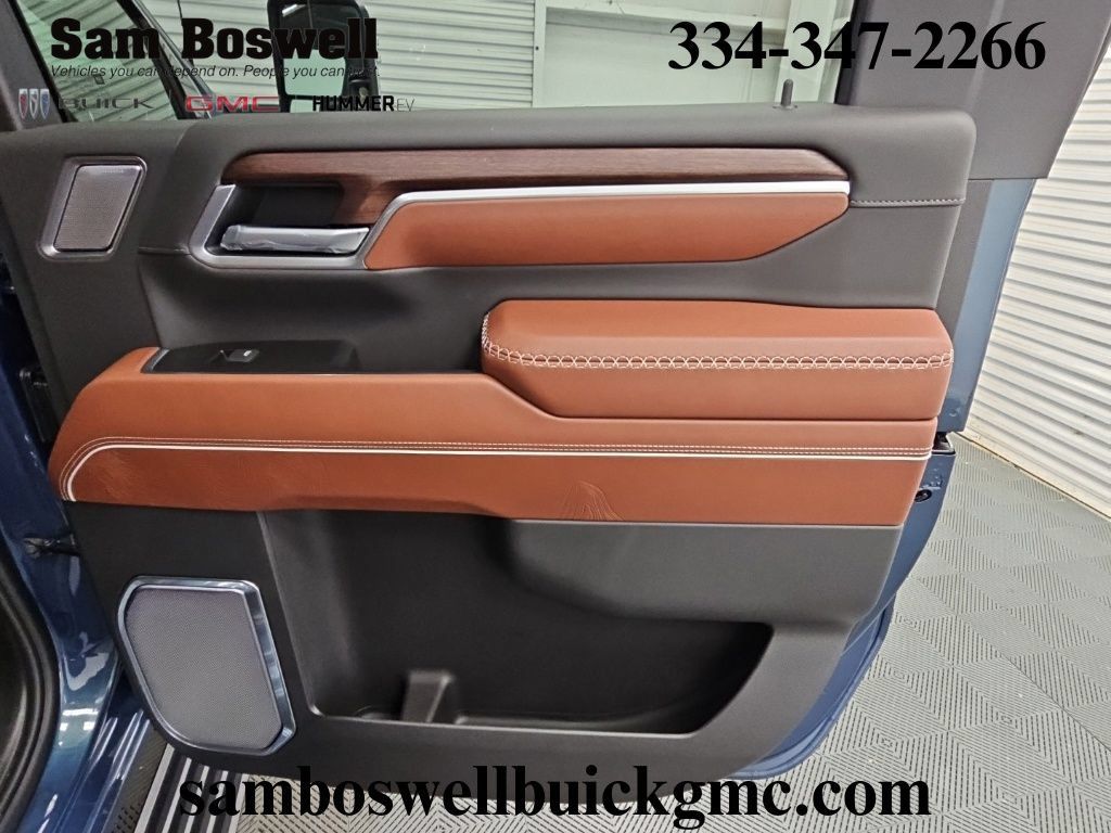 New 2026 GMC Sierra 2500 Denali Ultimate w/ LPO, Black Badging Package AWD/4WD image 36