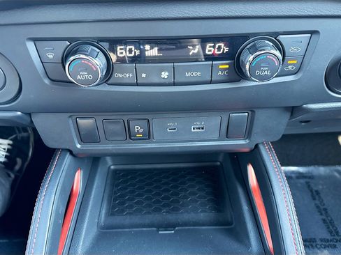 Used 2025 Nissan Frontier Pro-X RWD image 16