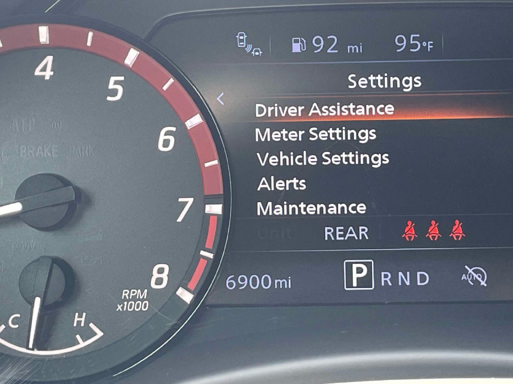 Used 2025 Nissan Frontier PRO-4X AWD/4WD image 21
