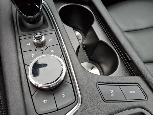 Certified 2024 Cadillac XT6 Premium Luxury w/ LPO, Floor Liner Package image 36