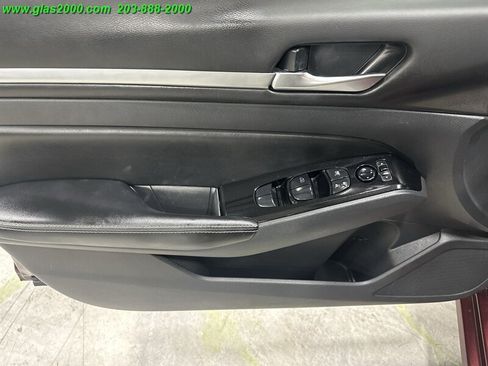 Used 2023 Nissan Altima 2.5 SV AWD/4WD image 25