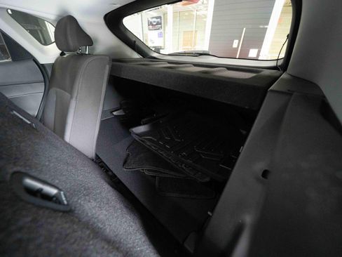 Used 2024 Hyundai Kona SEL w/ Convenience Package FWD image 24