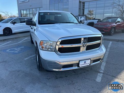 Used 2024 RAM 1500 Classic SLT image 8